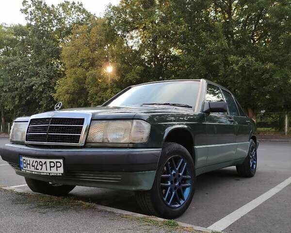 Зеленый Мерседес 190, объемом двигателя 2 л и пробегом 350 тыс. км за 1900 $, фото 7 на Automoto.ua