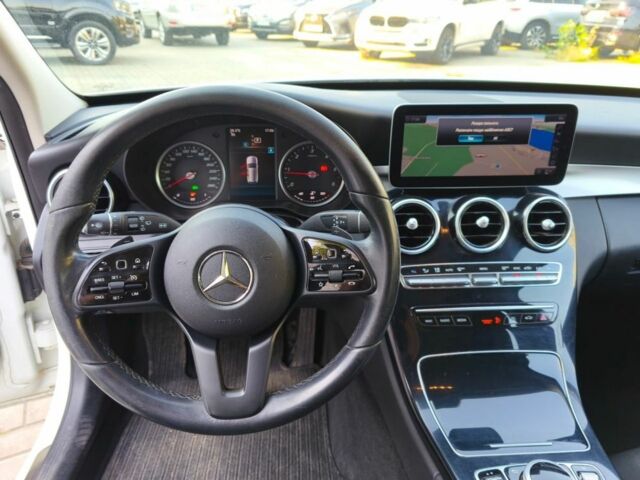 Білий Мерседес 200, об'ємом двигуна 1.6 л та пробігом 240 тис. км за 15800 $, фото 12 на Automoto.ua