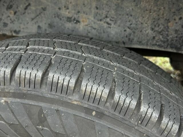 Білий Мерседес 200, об'ємом двигуна 2.1 л та пробігом 500 тис. км за 7100 $, фото 3 на Automoto.ua