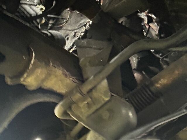 Білий Мерседес 200, об'ємом двигуна 2.1 л та пробігом 500 тис. км за 7100 $, фото 20 на Automoto.ua