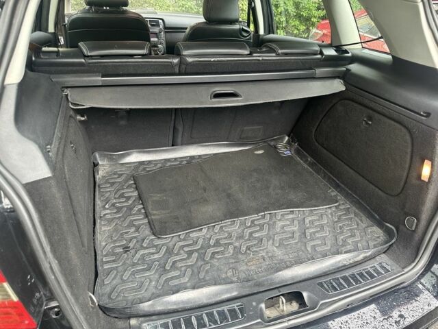 Черный Мерседес 200, объемом двигателя 2 л и пробегом 310 тыс. км за 6300 $, фото 7 на Automoto.ua