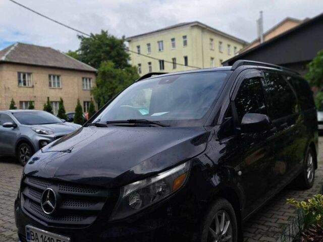 Черный Мерседес 200, объемом двигателя 2 л и пробегом 180 тыс. км за 21000 $, фото 4 на Automoto.ua