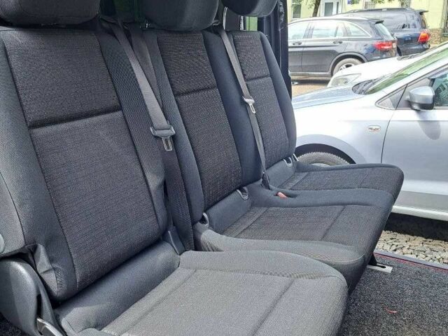 Черный Мерседес 200, объемом двигателя 2 л и пробегом 180 тыс. км за 21000 $, фото 10 на Automoto.ua