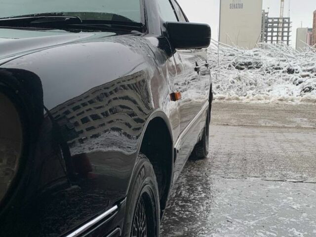 Чорний Мерседес 200, об'ємом двигуна 2.2 л та пробігом 200 тис. км за 2500 $, фото 2 на Automoto.ua