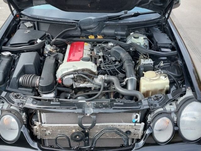 Чорний Мерседес 200, об'ємом двигуна 2 л та пробігом 375 тис. км за 5000 $, фото 23 на Automoto.ua