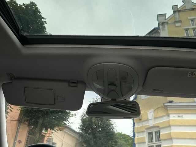 Чорний Мерседес 200, об'ємом двигуна 2.1 л та пробігом 290 тис. км за 7900 $, фото 9 на Automoto.ua