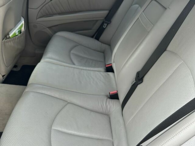 Чорний Мерседес 200, об'ємом двигуна 2.1 л та пробігом 290 тис. км за 7900 $, фото 6 на Automoto.ua