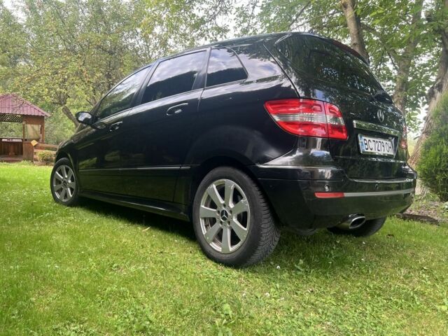 Черный Мерседес 200, объемом двигателя 2 л и пробегом 260 тыс. км за 6700 $, фото 3 на Automoto.ua