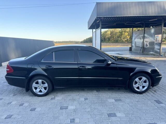 Черный Мерседес 200, объемом двигателя 2 л и пробегом 330 тыс. км за 7300 $, фото 6 на Automoto.ua