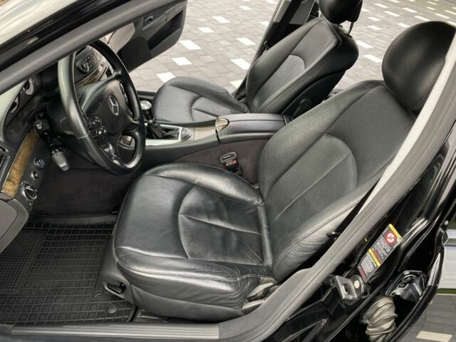 Черный Мерседес 200, объемом двигателя 1.8 л и пробегом 299 тыс. км за 7700 $, фото 17 на Automoto.ua