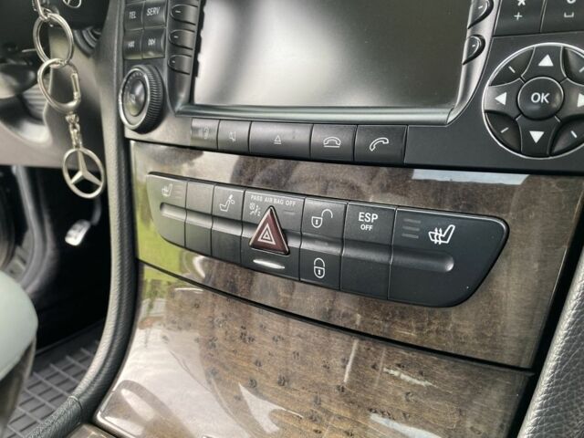 Черный Мерседес 200, объемом двигателя 1.8 л и пробегом 299 тыс. км за 7700 $, фото 23 на Automoto.ua