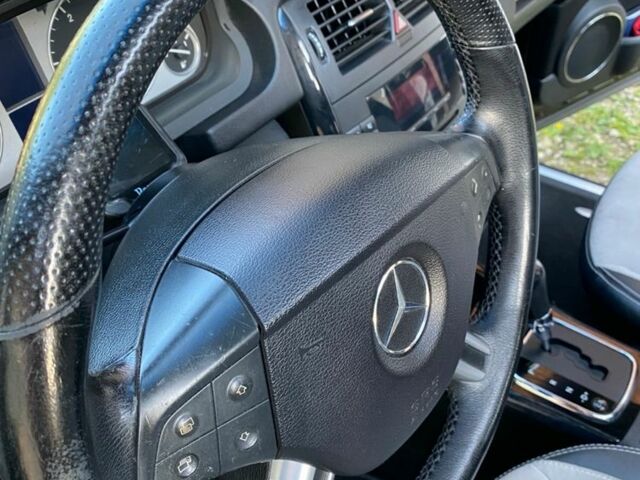 Черный Мерседес 200, объемом двигателя 2 л и пробегом 260 тыс. км за 6700 $, фото 10 на Automoto.ua