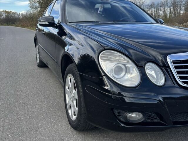 Чорний Мерседес 200, об'ємом двигуна 2.1 л та пробігом 316 тис. км за 6000 $, фото 16 на Automoto.ua