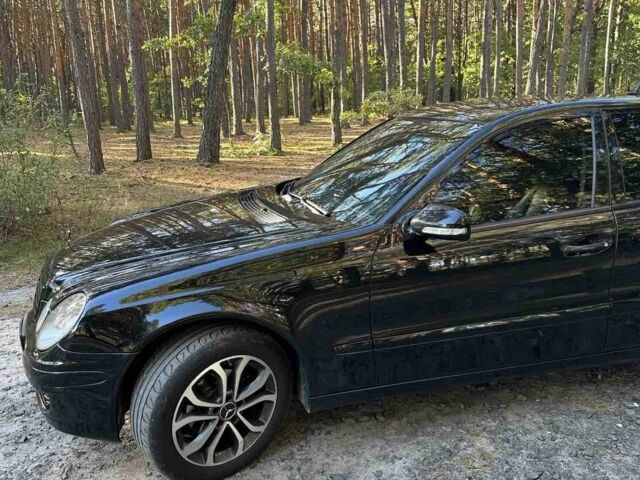Чорний Мерседес 200, об'ємом двигуна 2.1 л та пробігом 340 тис. км за 10150 $, фото 6 на Automoto.ua