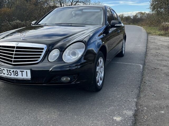 Чорний Мерседес 200, об'ємом двигуна 2.1 л та пробігом 316 тис. км за 6000 $, фото 18 на Automoto.ua