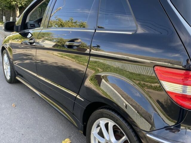 Черный Мерседес 200, объемом двигателя 2 л и пробегом 320 тыс. км за 6900 $, фото 2 на Automoto.ua