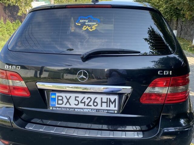 Черный Мерседес 200, объемом двигателя 2 л и пробегом 320 тыс. км за 6900 $, фото 6 на Automoto.ua