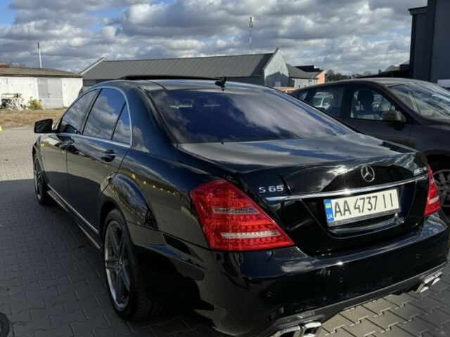 Черный Мерседес 200, объемом двигателя 5.5 л и пробегом 190 тыс. км за 23000 $, фото 3 на Automoto.ua