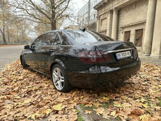 Черный Мерседес 200, объемом двигателя 2.1 л и пробегом 226 тыс. км за 13000 $, фото 3 на Automoto.ua