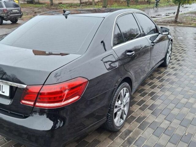 Чорний Мерседес 200, об'ємом двигуна 2.2 л та пробігом 247 тис. км за 16000 $, фото 7 на Automoto.ua