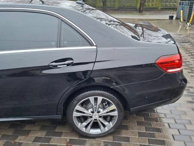 Чорний Мерседес 200, об'ємом двигуна 2.2 л та пробігом 247 тис. км за 16000 $, фото 10 на Automoto.ua