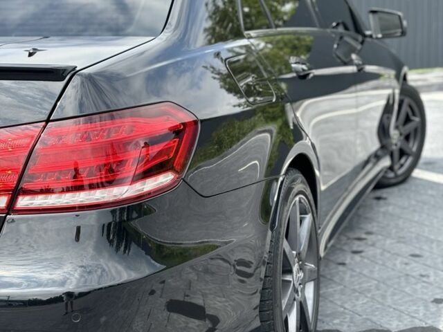 Черный Мерседес 200, объемом двигателя 2.2 л и пробегом 205 тыс. км за 14700 $, фото 5 на Automoto.ua