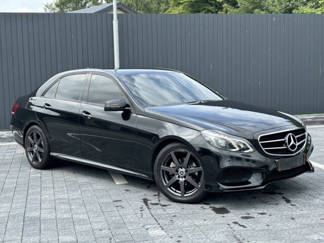 Черный Мерседес 200, объемом двигателя 2.2 л и пробегом 205 тыс. км за 14700 $, фото 1 на Automoto.ua