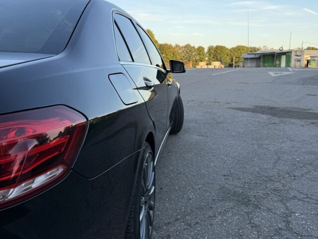 Черный Мерседес 200, объемом двигателя 2 л и пробегом 195 тыс. км за 13200 $, фото 6 на Automoto.ua