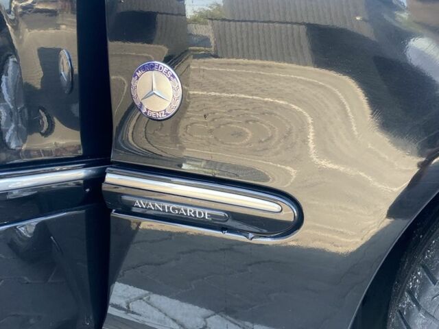 Чорний Мерседес 200, об'ємом двигуна 1.8 л та пробігом 334 тис. км за 5700 $, фото 1 на Automoto.ua