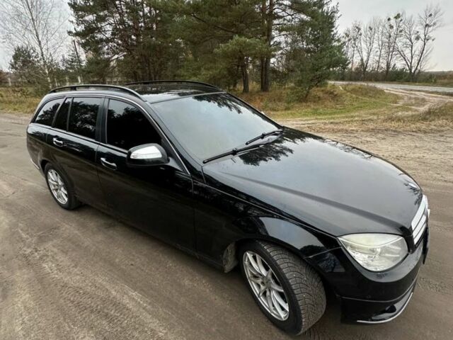 Чорний Мерседес 200, об'ємом двигуна 2.2 л та пробігом 310 тис. км за 8200 $, фото 17 на Automoto.ua