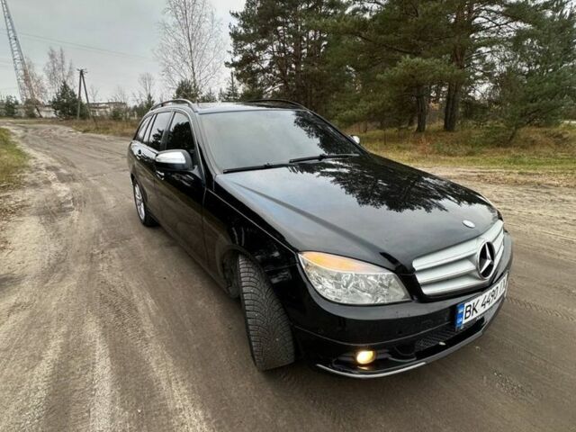 Чорний Мерседес 200, об'ємом двигуна 2.2 л та пробігом 310 тис. км за 8200 $, фото 19 на Automoto.ua
