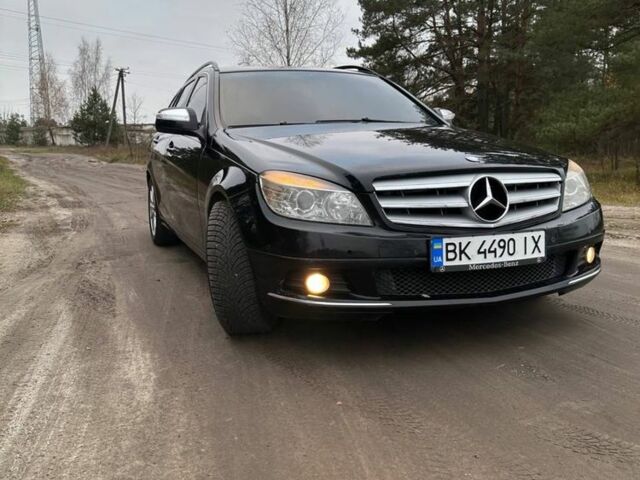 Чорний Мерседес 200, об'ємом двигуна 2.2 л та пробігом 310 тис. км за 8200 $, фото 20 на Automoto.ua