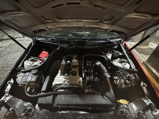 Серый Мерседес 200, объемом двигателя 2 л и пробегом 427 тыс. км за 3000 $, фото 3 на Automoto.ua