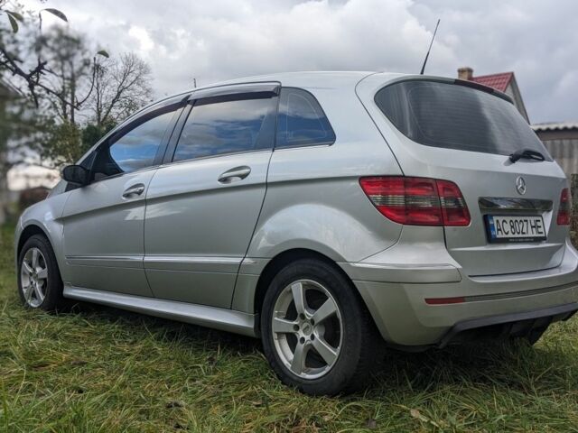 Серый Мерседес 200, объемом двигателя 2 л и пробегом 332 тыс. км за 6500 $, фото 11 на Automoto.ua