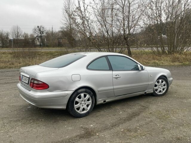 Серый Мерседес 200, объемом двигателя 2 л и пробегом 364 тыс. км за 2700 $, фото 3 на Automoto.ua