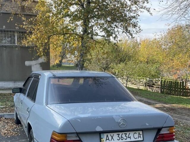 Сірий Мерседес 200, об'ємом двигуна 2 л та пробігом 90 тис. км за 990 $, фото 1 на Automoto.ua