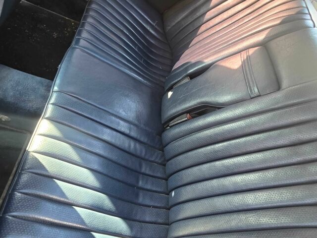 Серый Мерседес 200, объемом двигателя 2 л и пробегом 500 тыс. км за 1700 $, фото 8 на Automoto.ua