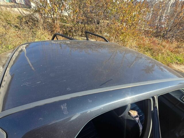 Серый Мерседес 200, объемом двигателя 2 л и пробегом 500 тыс. км за 1700 $, фото 11 на Automoto.ua