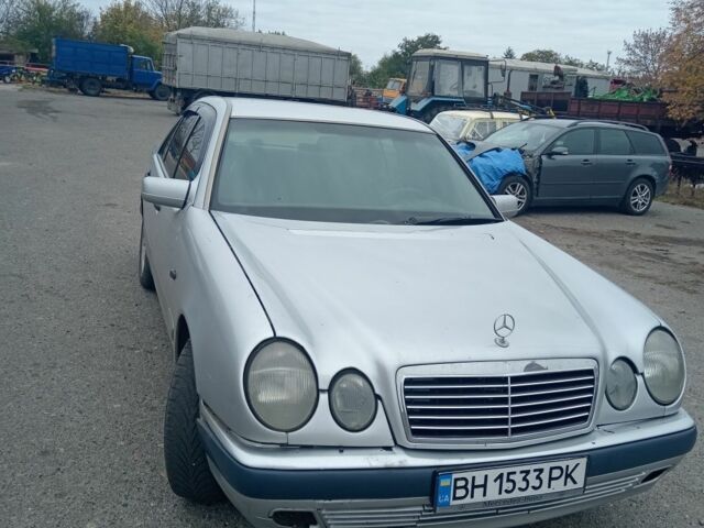 Мерседес 200 1997 в Васильковке на Automoto.ua Серый Мерседес 200, объемом двигателя 2 л и пробегом 244 тыс. км за 3000 $, фото 2 на Automoto.ua