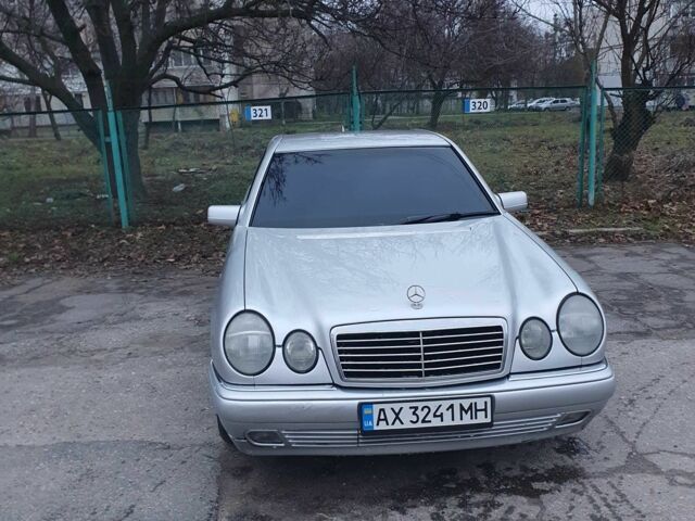 Серый Мерседес 200, объемом двигателя 2.8 л и пробегом 230 тыс. км за 2550 $, фото 4 на Automoto.ua