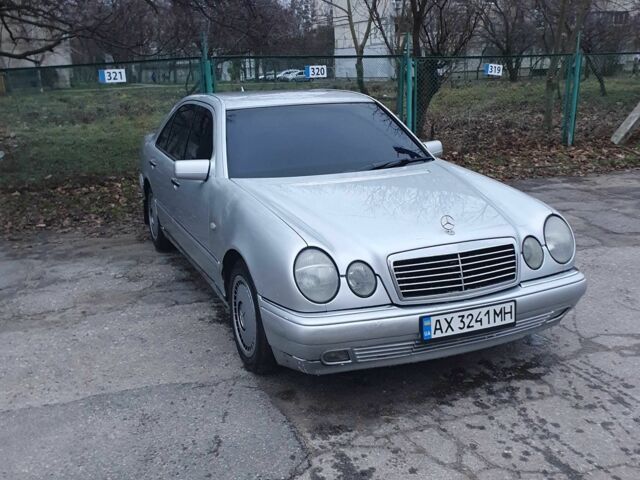 Серый Мерседес 200, объемом двигателя 2.8 л и пробегом 230 тыс. км за 2550 $, фото 6 на Automoto.ua