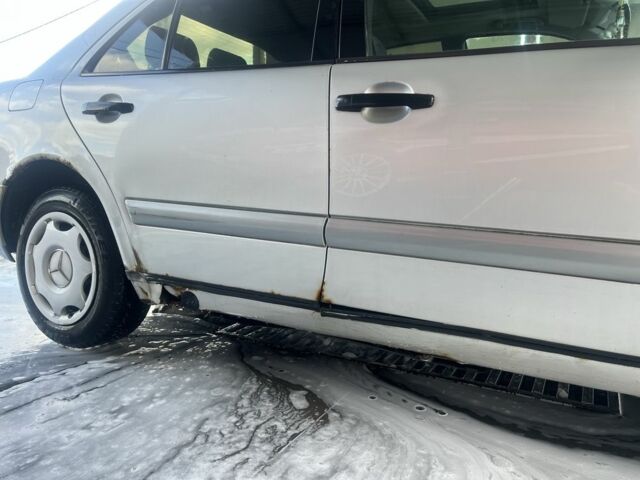 Мерседес 200 1999 у Здолбунове на Automoto.ua Сірий Мерседес 200, об'ємом двигуна 2.2 л та пробігом 480 тис. км за 2500 $, фото 3 на Automoto.ua