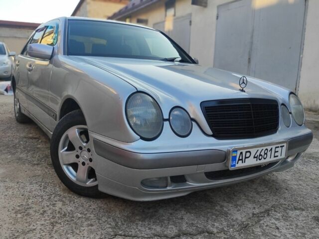 Серый Мерседес 200, объемом двигателя 2 л и пробегом 389 тыс. км за 4000 $, фото 1 на Automoto.ua