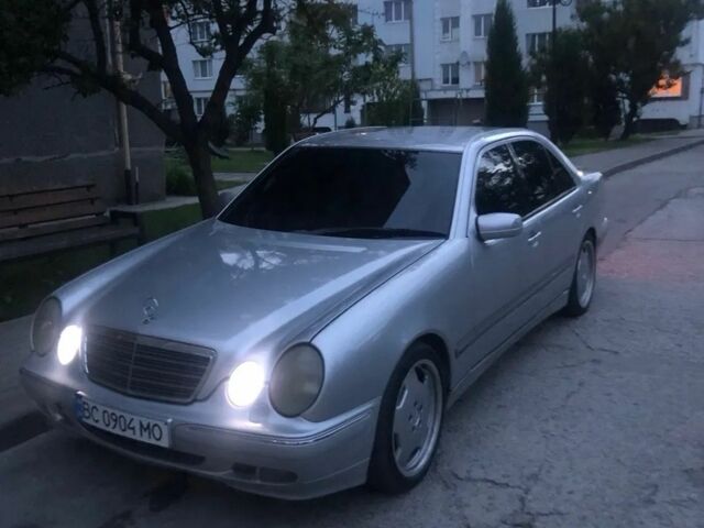 Серый Мерседес 200, объемом двигателя 2 л и пробегом 380 тыс. км за 4700 $, фото 5 на Automoto.ua