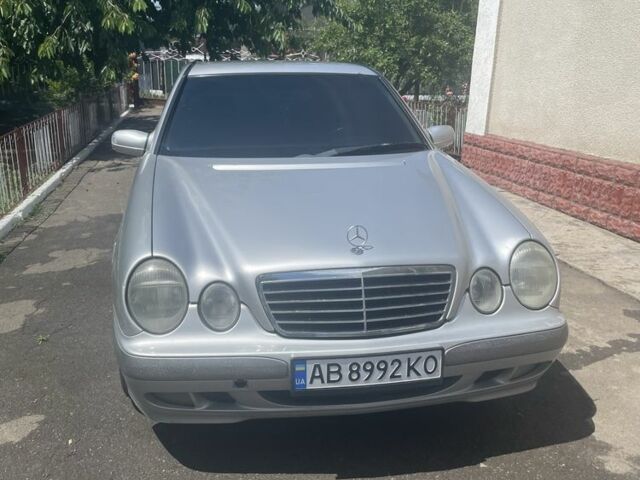 Сірий Мерседес 200, об'ємом двигуна 2 л та пробігом 400 тис. км за 3900 $, фото 10 на Automoto.ua