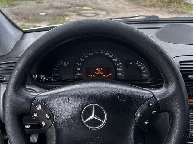 Серый Мерседес 200, объемом двигателя 2 л и пробегом 343 тыс. км за 4700 $, фото 11 на Automoto.ua