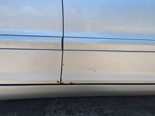 Серый Мерседес 200, объемом двигателя 1.8 л и пробегом 363 тыс. км за 3700 $, фото 14 на Automoto.ua