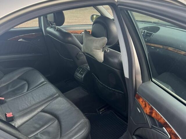 Серый Мерседес 200, объемом двигателя 2 л и пробегом 357 тыс. км за 4600 $, фото 9 на Automoto.ua