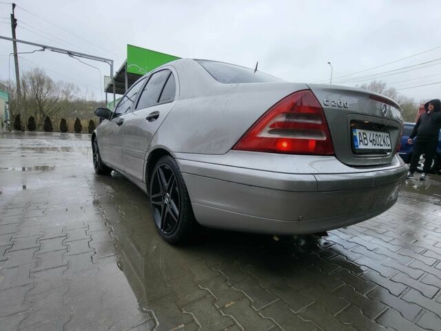 Серый Мерседес 200, объемом двигателя 1.8 л и пробегом 1 тыс. км за 5800 $, фото 8 на Automoto.ua