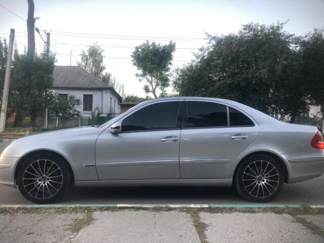 Сірий Мерседес 200, об'ємом двигуна 1.8 л та пробігом 300 тис. км за 5700 $, фото 3 на Automoto.ua